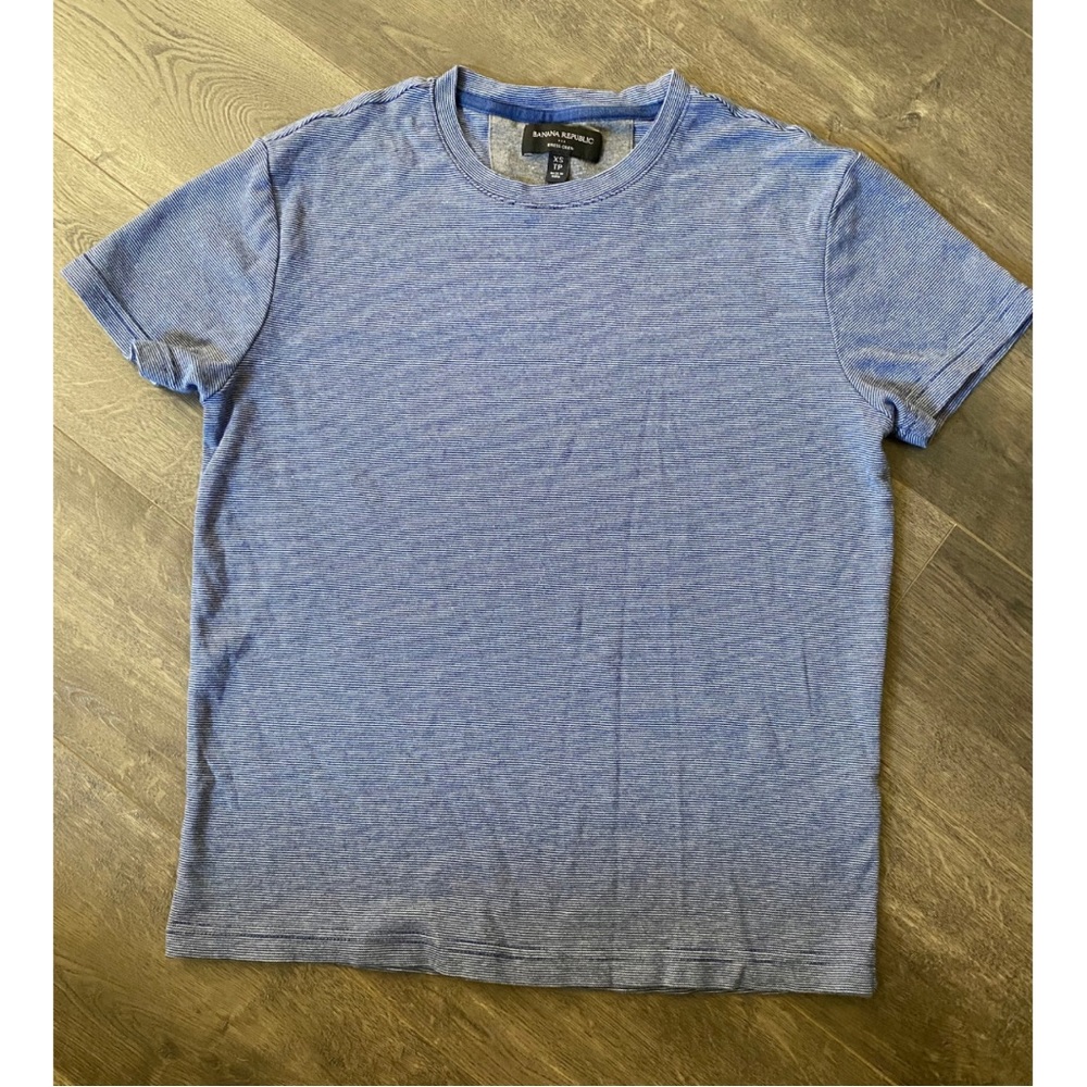 Banana Republic Blue with White Stripes Short Sleeve T-shirt | Size XS